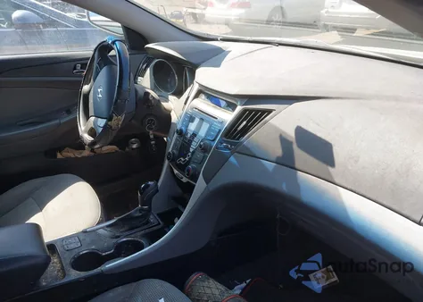 2013 Hyundai Sonata Gls z USA, uszkodzony, nr VIN 5NPEB4AC3DH771447